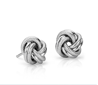 Blue Nile Silver Love Knot Earrings Giveaway | Thrifty Momma Ramblings