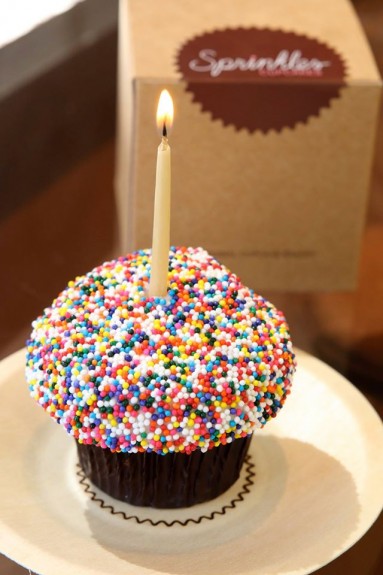 sprinkles-free-cupcake
