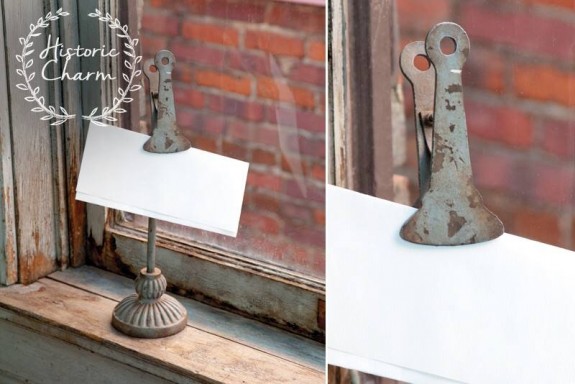 Chippy Metal Clip Sign