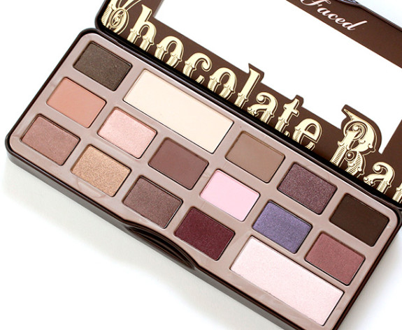 Too-Faced-Chocolate-Bar-open-3