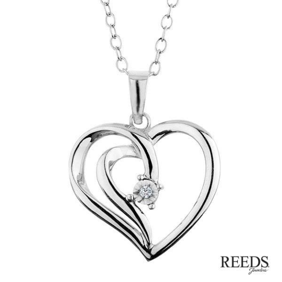 reeds-diamond-heart-pendant