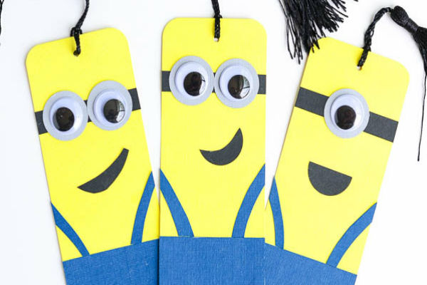 Quick and Easy Minion Bookmark Craft for Kids 