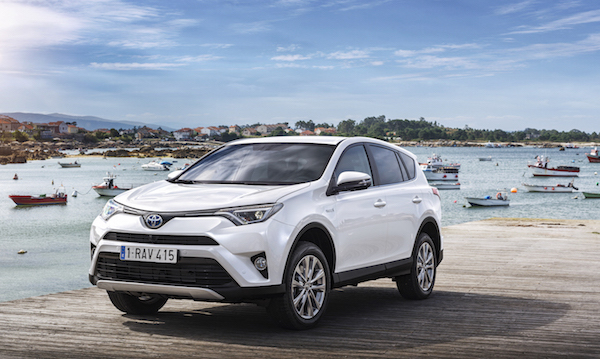 RAV4_Hybrid_31_Sept2015-copy copy