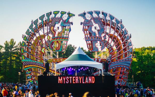 View More: http://simonefoxphotography.pass.us/mysteryland