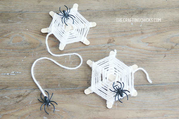 Spider Web Yarn Kid Craft Project! | Thrifty Momma Ramblings