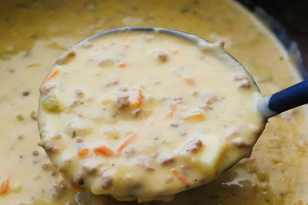 Crock Pot Cheeseburger Soup Recipe! | Thrifty Momma Ramblings