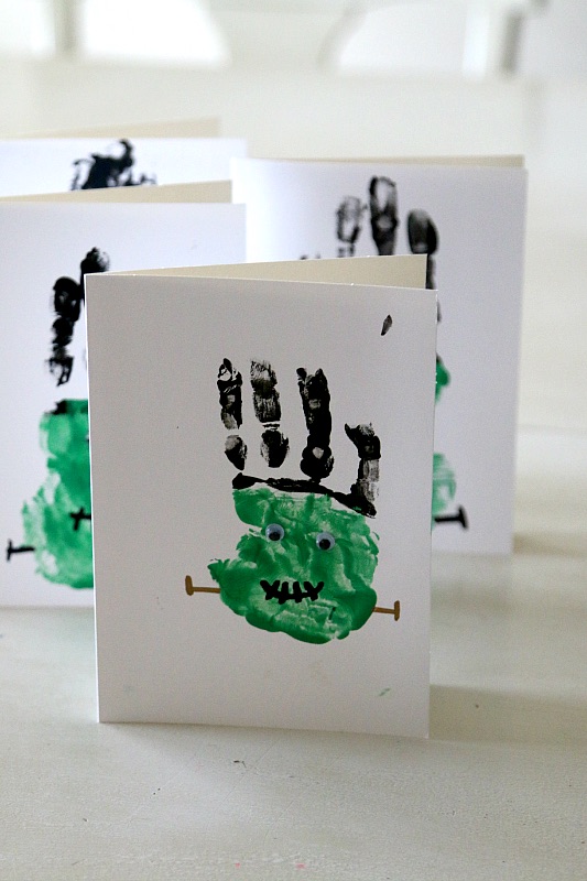 frankenstein_handprint_craft-copy