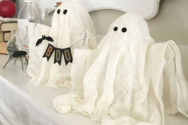 DIY Halloween Ghosts! | Thrifty Momma Ramblings