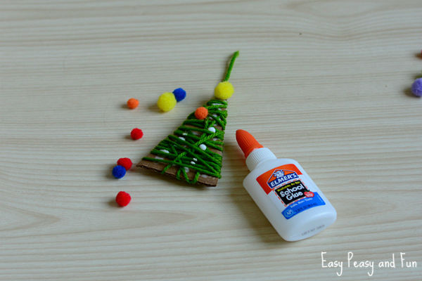 Yarn Wrapped Christmas Tree Ornaments! | Thrifty Momma Ramblings