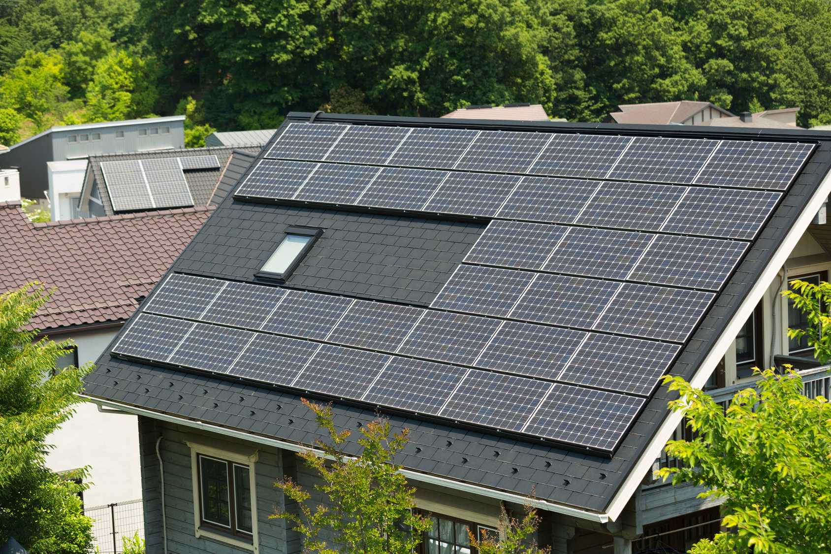 5 Cool Benefits of Solar Attic Fans You Need to Know