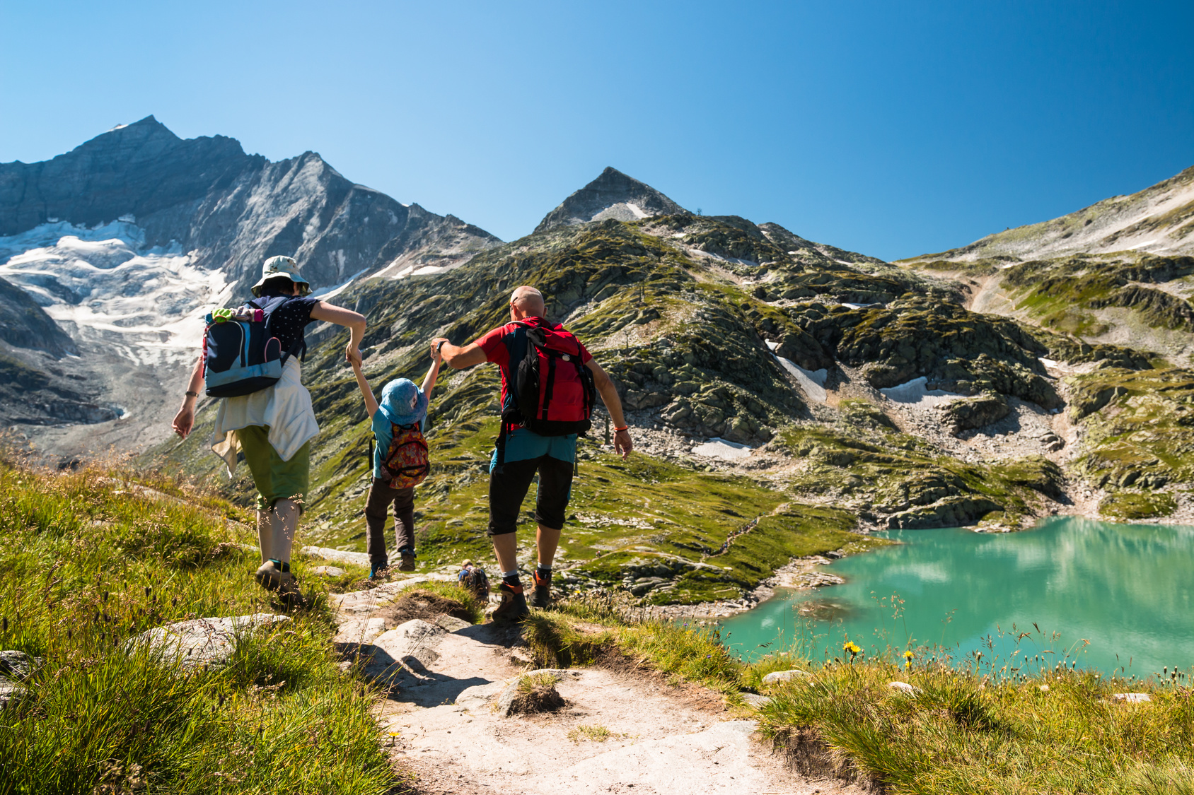 hiking with kids