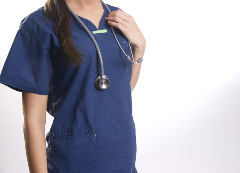 What You Should Know About Nurse Scrubs and Bacteria | Thrifty Momma