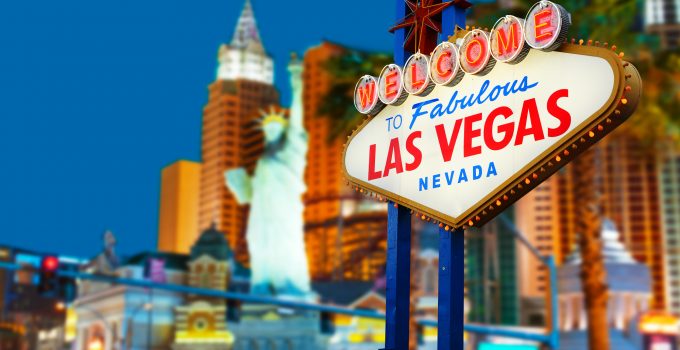 save money on vacation