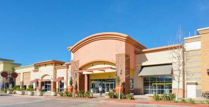 outlet mall stores