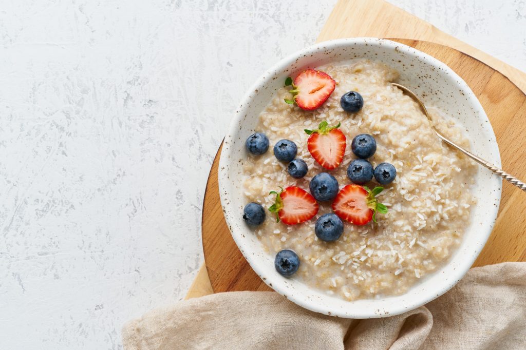 The Gluten Guide: Is Oatmeal Gluten-Free? | Thrifty Momma Ramblings