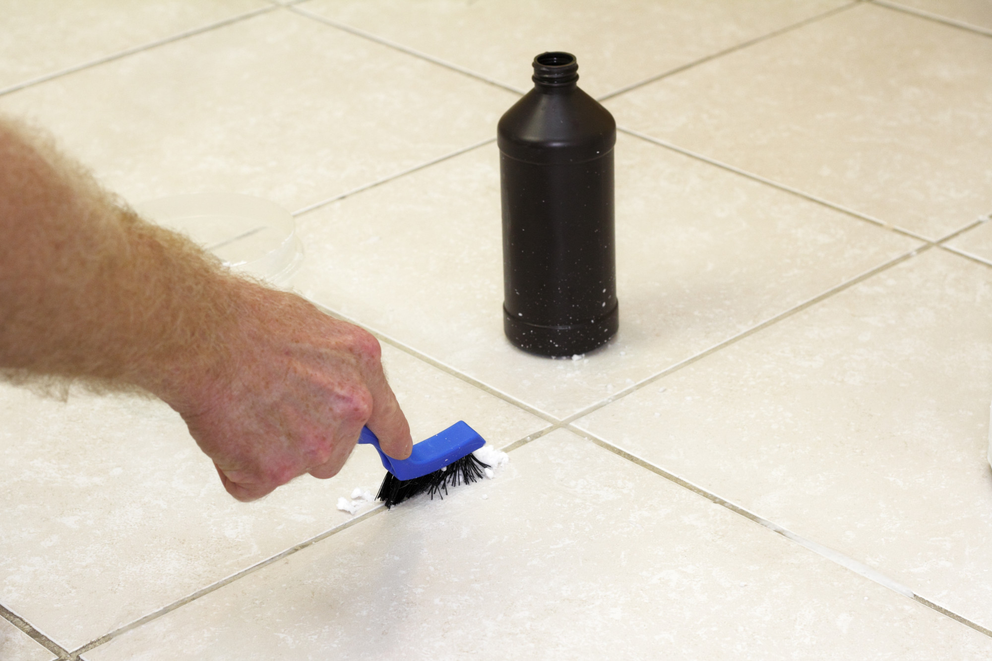 Clean Tile Grout