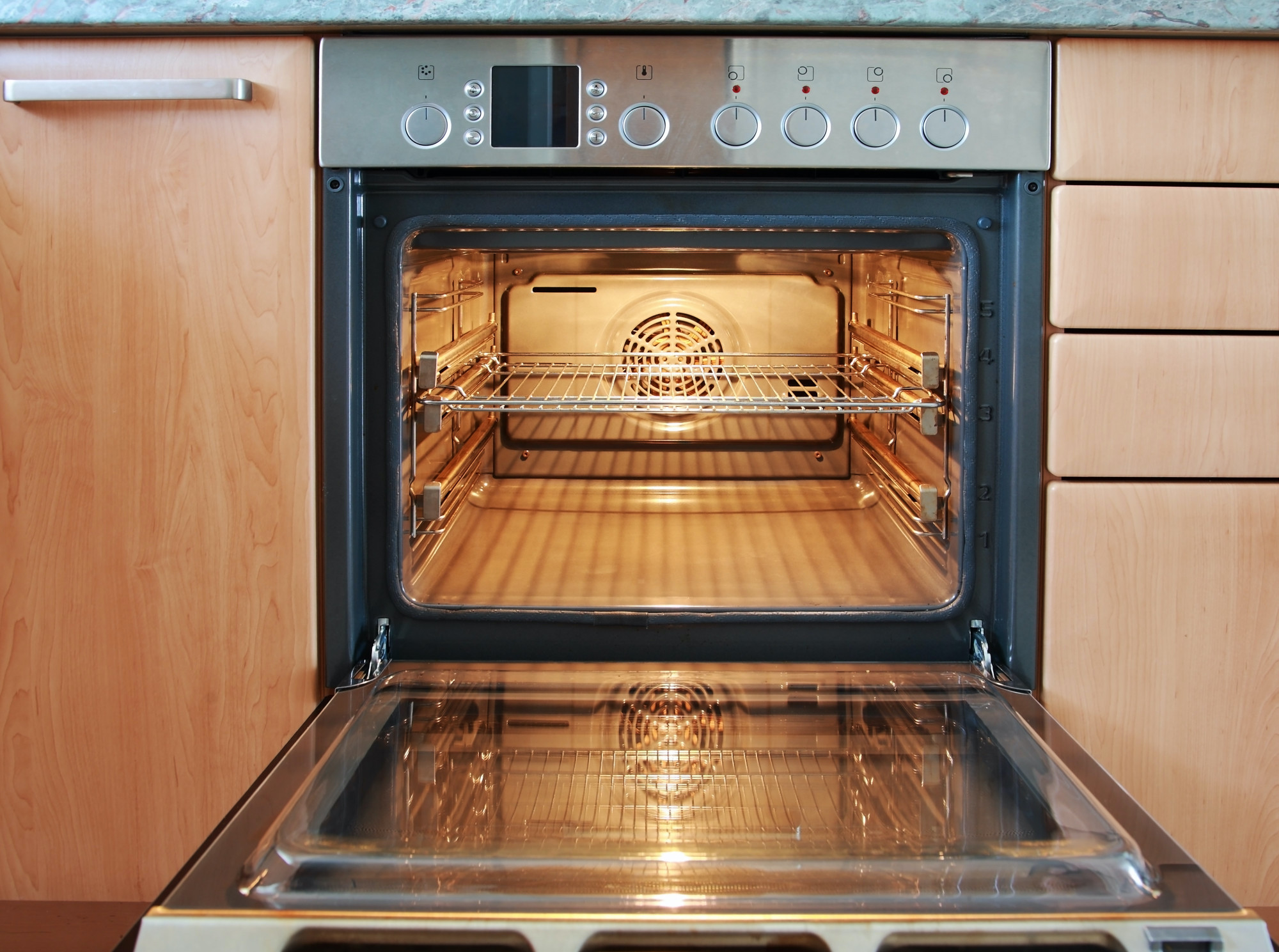 Hire an Oven Repair Service